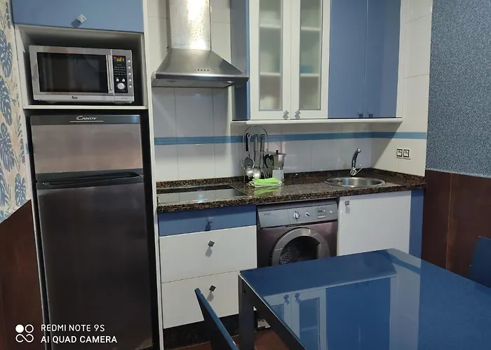 Apartahotel Astilleros 3*