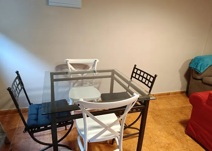 Apartahotel Astilleros 3*